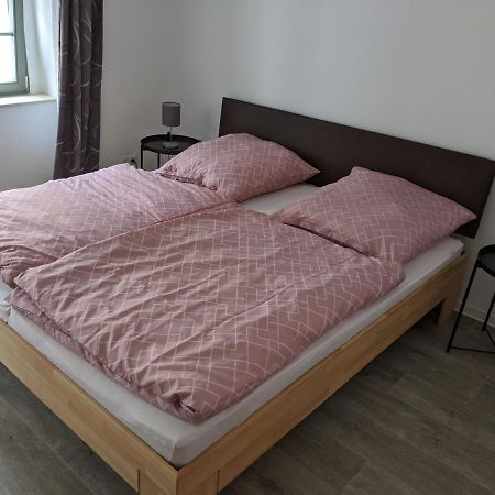 Gut Schlafen In Der Innenstadt Von Zittau - Ferienwohnungen Io19 Екстериор снимка