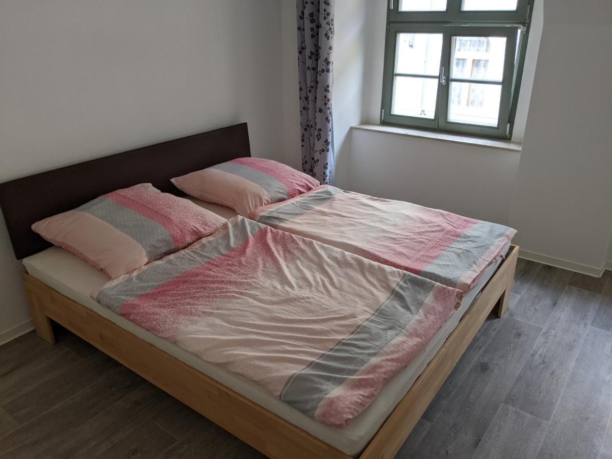 Gut Schlafen In Der Innenstadt Von Zittau - Ferienwohnungen Io19 Екстериор снимка